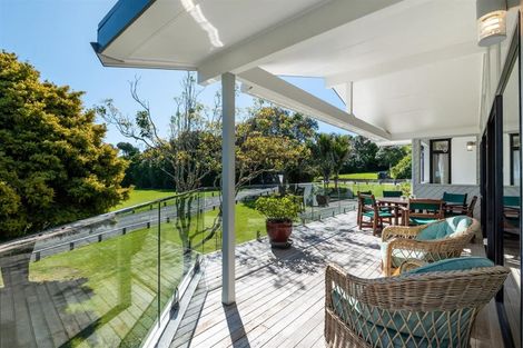 Photo of property in 19 Sylvan Park Avenue, Milford, Auckland, 0620