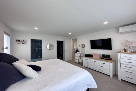 Photo of property in 13 Paripari Street, Flat Bush, Auckland, 2019