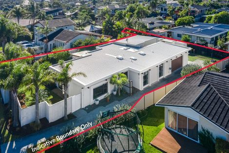 Photo of property in 7 Tabago Place, Half Moon Bay, Auckland, 2012