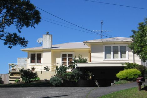 Photo of property in 1/150 Arran Road, Browns Bay, Auckland, 0630