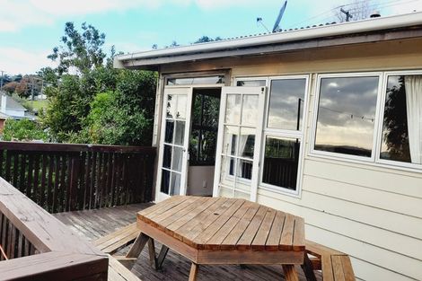 Photo of property in 38 Porter Crescent, Helensville, 0800