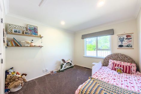 Photo of property in 75 Clifford Road, Johnsonville, Wellington, 6037