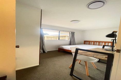 Photo of property in 242 Memorial Avenue, Burnside, Christchurch, 8053