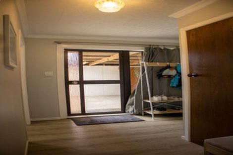 Photo of property in 24 Pembroke Road, Stratford, 4332