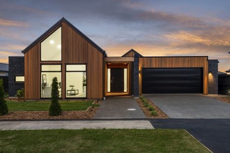 Photo of property in 17 Little Gem Road, Hornby, Christchurch, 8025