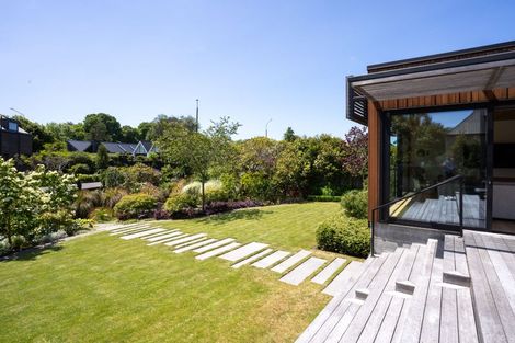 Photo of property in 35 Poynder Avenue, Merivale, Christchurch, 8014