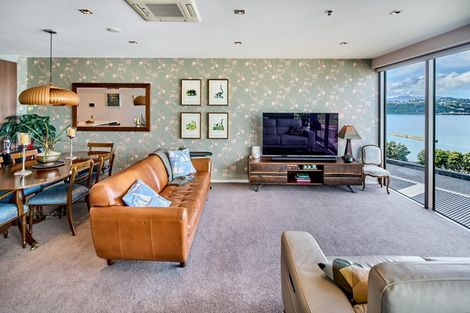 Photo of property in Patent 326 Apartments, 404s/326 Evans Bay Parade, Hataitai, Wellington, 6021