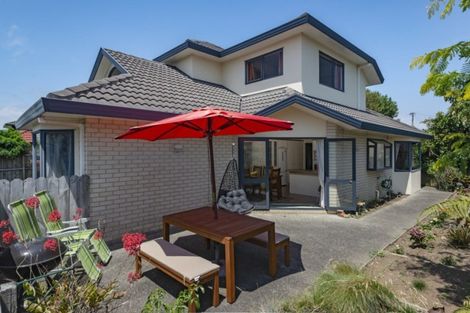 Photo of property in 9 Cockle Road, Cockle Bay, Auckland, 2014