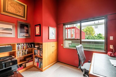 Photo of property in 3 Portsea Place, Chatswood, Auckland, 0626