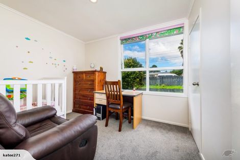 Photo of property in 1/22 Larnoch Road, Henderson, Auckland, 0610