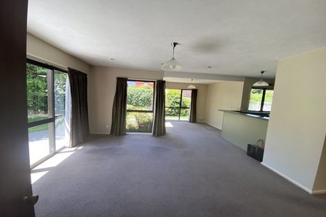 Photo of property in 21 Wadeley Road, Ilam, Christchurch, 8041