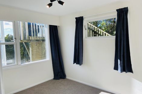 Photo of property in 49a Huntingdon Street, Northland, Wellington, 6012