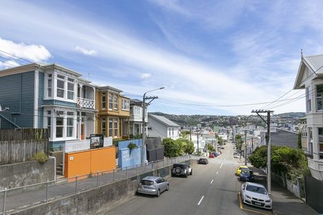 Photo of property in 96 Pirie Street, Mount Victoria, Wellington, 6011