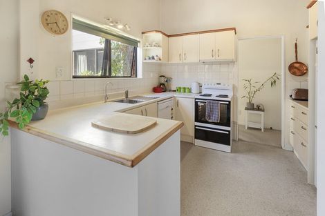 Photo of property in 4 Kopipi Crescent, Ngunguru, Whangarei, 0173