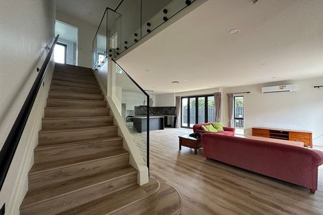 Photo of property in 8 Sunnybrae Road, Hillcrest, Auckland, 0627