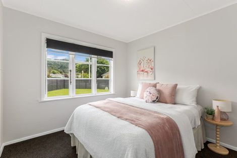 Photo of property in 130 Wainuiomata Road, Wainuiomata, Lower Hutt, 5014