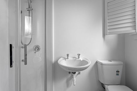 Photo of property in 59a Wairakei Road, Bryndwr, Christchurch, 8052