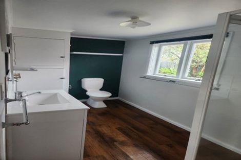 Photo of property in 35 Pukeko Place, Westshore, Napier, 4110