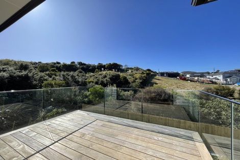 Photo of property in 10 Awaiti Way, Orewa, 0931