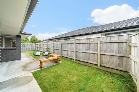 Photo of property in 19 Poulson Grove, Trentham, Upper Hutt, 5018
