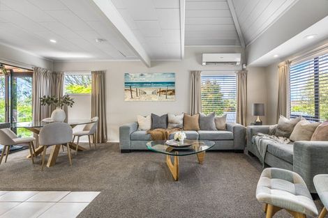 Photo of property in 24 Culver Terrace, Howick, Auckland, 2014