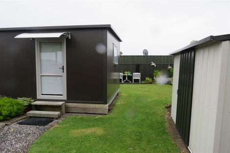 Photo of property in 27a Seabury Avenue, Foxton Beach, Foxton, 4815
