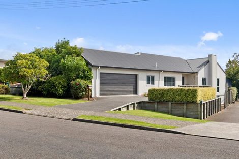 Photo of property in 12 Larcy Road, Lynmore, Rotorua, 3010