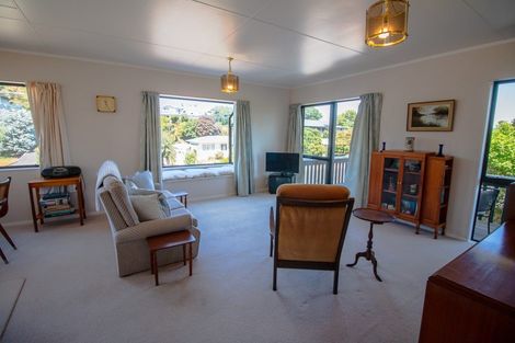 Photo of property in 2/6 Kowhai Road, Rainbow Point, Taupo, 3330