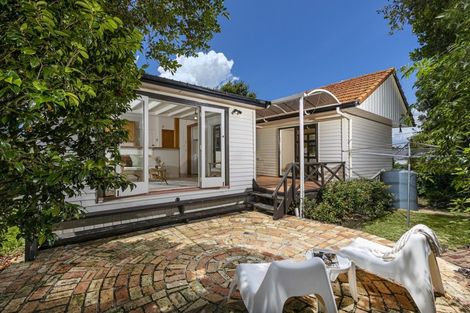 Photo of property in 58 Williamson Avenue, Belmont, Auckland, 0622