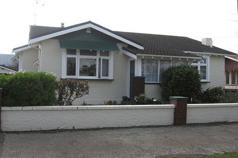 Photo of property in 17 South Street, West End, Palmerston North, 4410