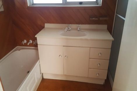 Photo of property in 85 Glengarry Road, Glen Eden, Auckland, 0602