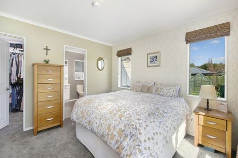 Photo of property in 79 North Terrace, Darfield, 7510