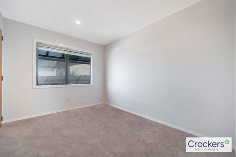Photo of property in 1/22 Fruitvale Road, New Lynn, Auckland, 0600
