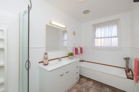 Photo of property in 64 Nevada Drive, Merrilands, New Plymouth, 4312