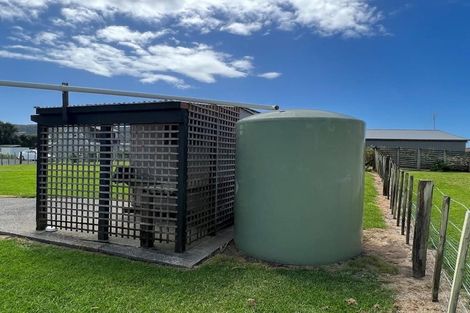 Photo of property in 2 Ngatiwai Place, Whangaruru, Russell, 0184