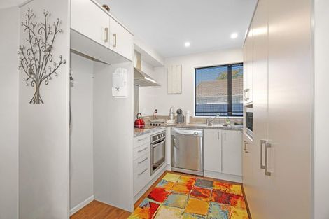 Photo of property in 2/14 London Street, Richmond, Christchurch, 8013