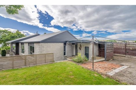 Photo of property in 12 Howard Street, Gore, 9710