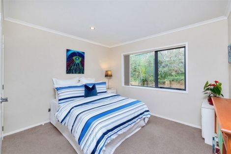 Photo of property in 68 Brookwood Drive, Henderson, Auckland, 0612