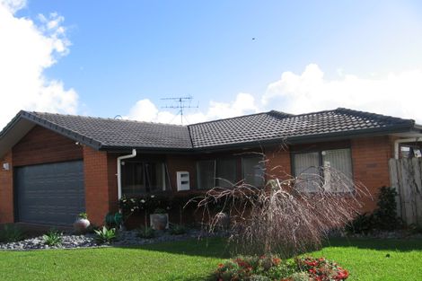 Photo of property in 9 Adelphi Place Albany Auckland - North Shore