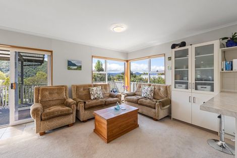Photo of property in 5 Moana View Road, Waikawa, Picton, 7220