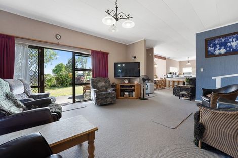 Photo of property in 20 Tawari Street, Inglewood, 4330