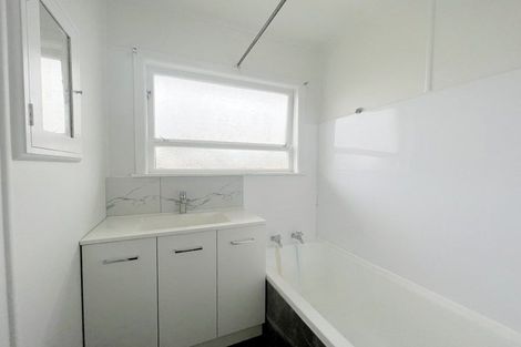 Photo of property in 18 Brocas Avenue, Hillcrest, Hamilton, 3216