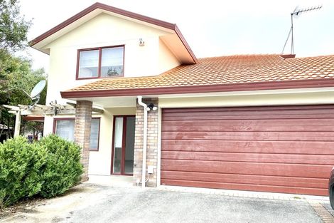 Photo of property in 1/31 Roanoke Way, Albany, Auckland, 0632