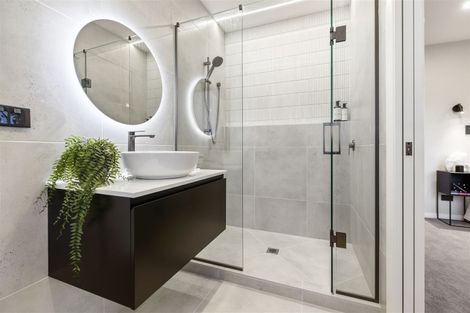 Photo of property in 1/64 Banbury Crescent, Fairfield, Hamilton, 3214