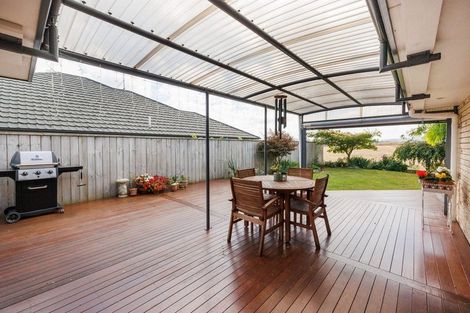 Photo of property in 147 Pacific Drive, Fitzherbert, Palmerston North, 4410