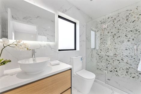 Photo of property in 4 Glann Lane, Flat Bush, Auckland, 2019