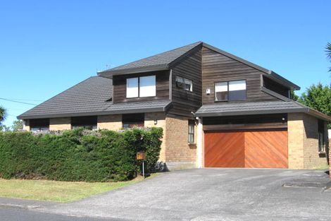 Photo of property in 73 Te Atatu Road, Te Atatu South, Auckland, 0610