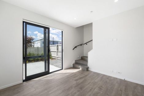 Photo of property in 11 Noel Hayden Street, Takanini, 2112