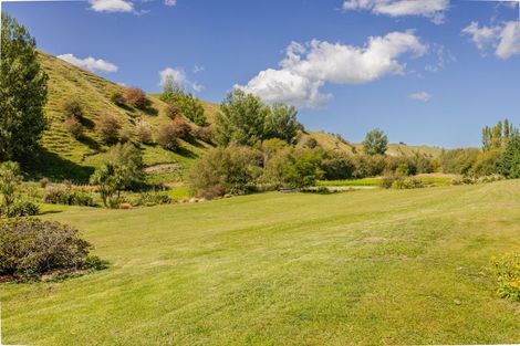 Photo of property in 1127 Pourerere Road, Omakere, Waipawa, 4271