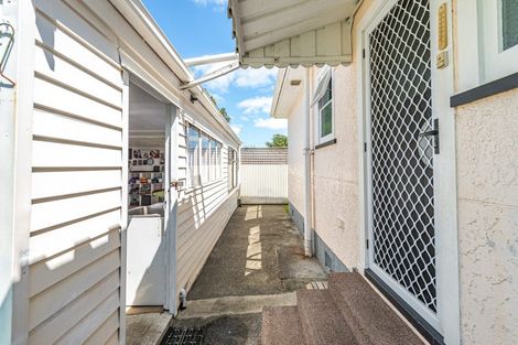 Photo of property in 2 Hodge Place, Aramoho, Whanganui, 4500